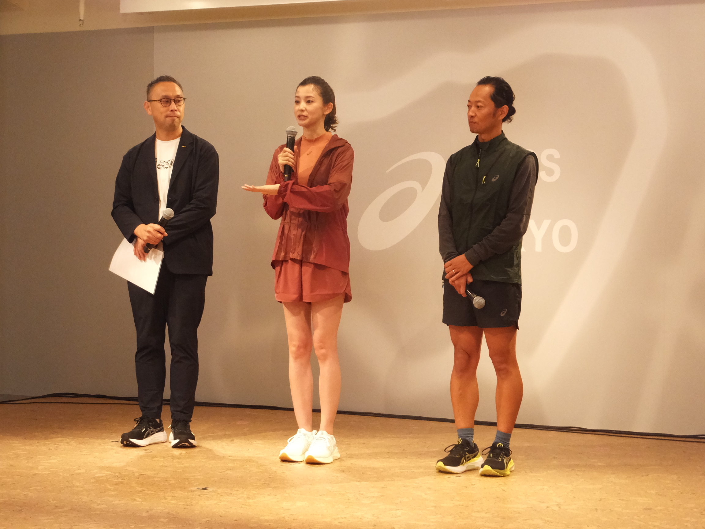 アシックスジャパン、「ASICS RUN TOKYO MARUNOUCHI」をランニングエコシステムを体現するストアにリニューアル |  シューズポストオンライン｜シューズ専門の総合情報サイト