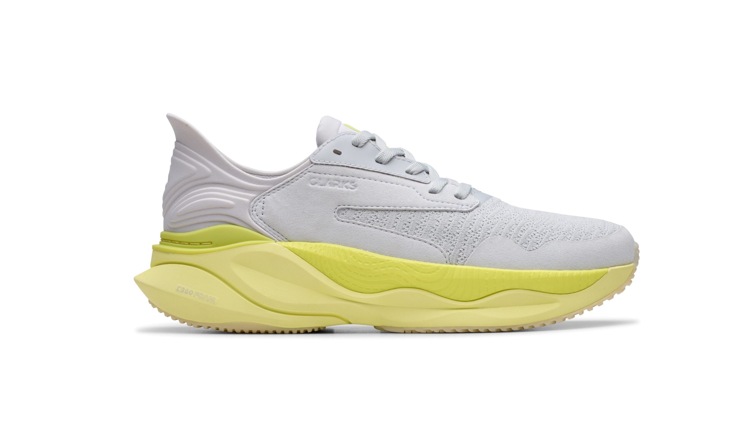 クラークス」からパフォーマンスウォーキングシューズ「Clarks Pace 